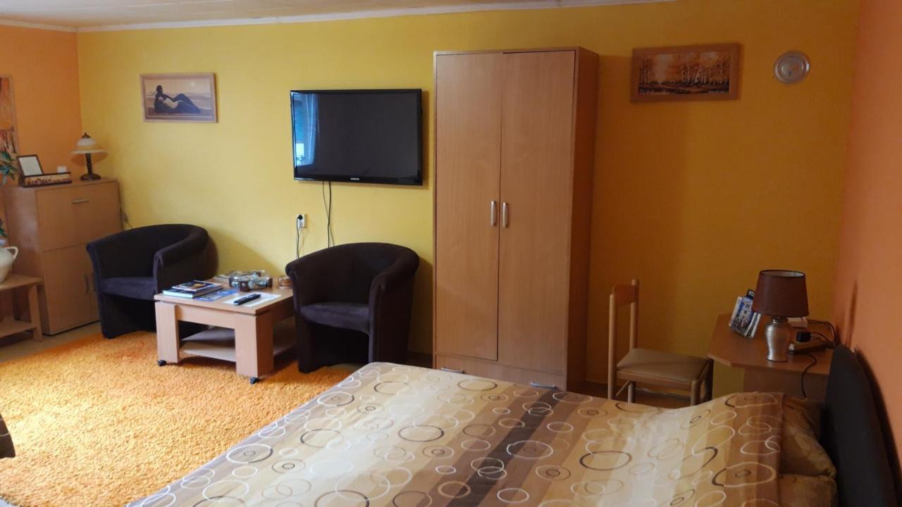Modern&Cozy Bosnian House With Garden+Free Parking Hotel Sarajevo Ngoại thất bức ảnh
